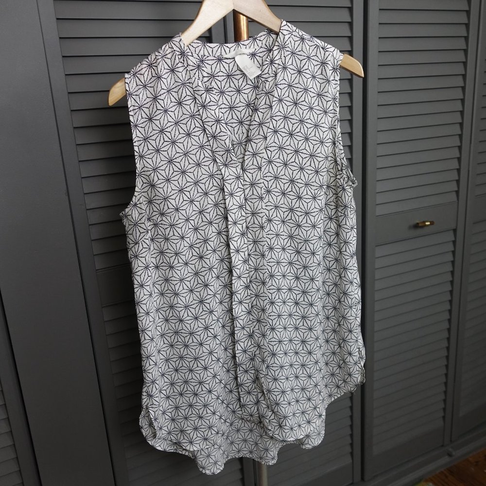 Sleeveless H&M Blouse